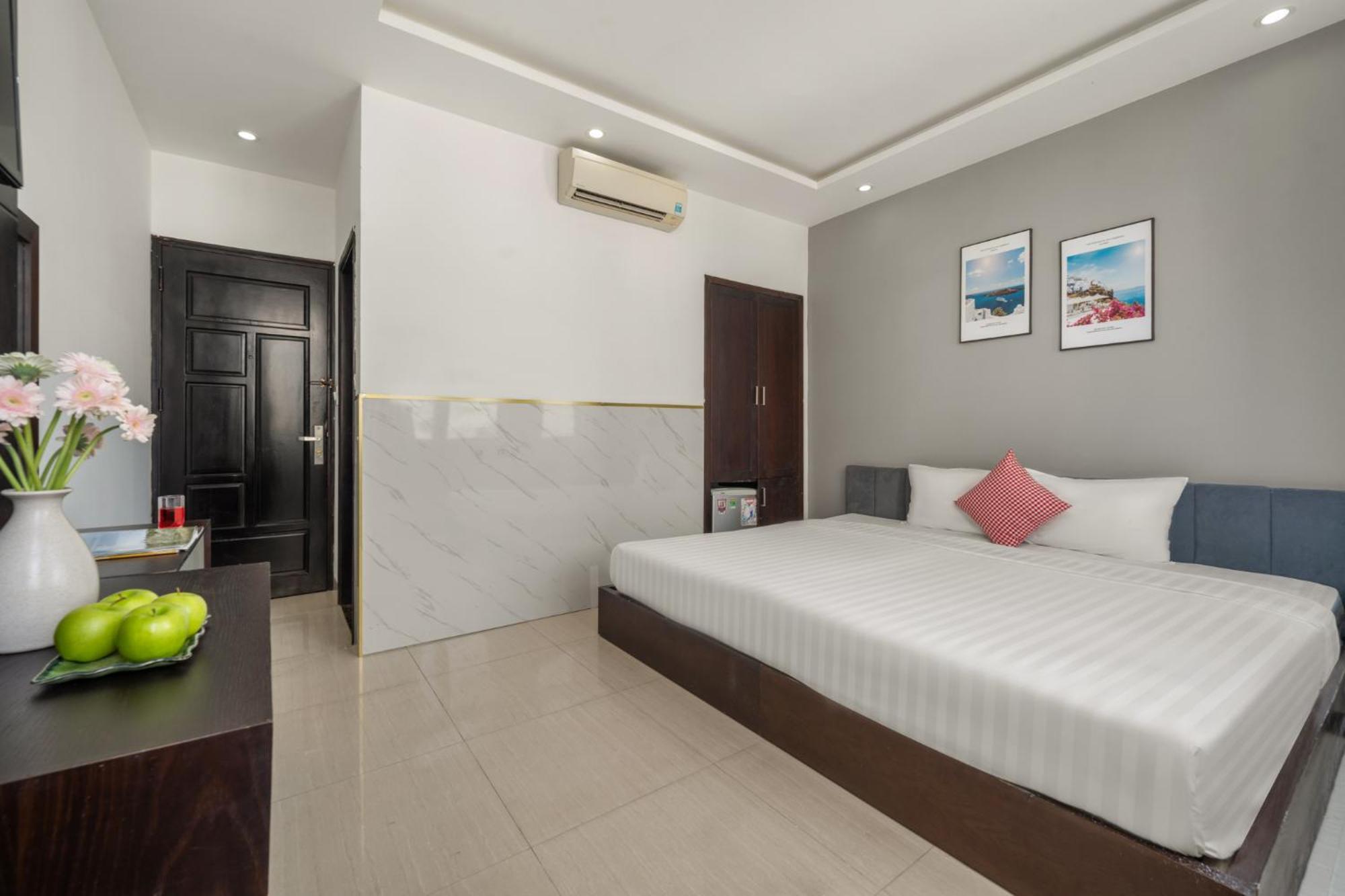 Hanoi Blue Beach Hotel Da Nang Exterior photo