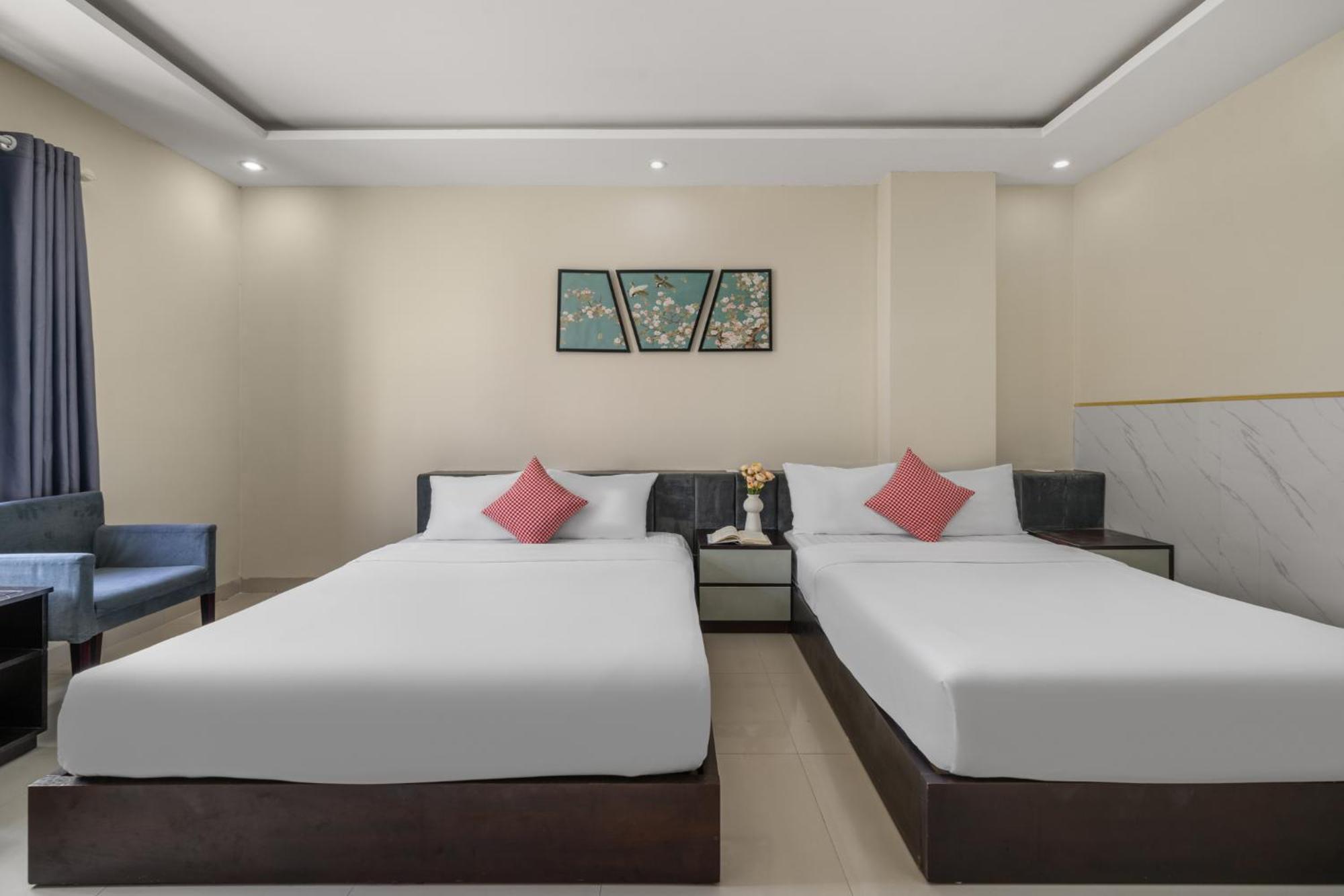 Hanoi Blue Beach Hotel Da Nang Exterior photo