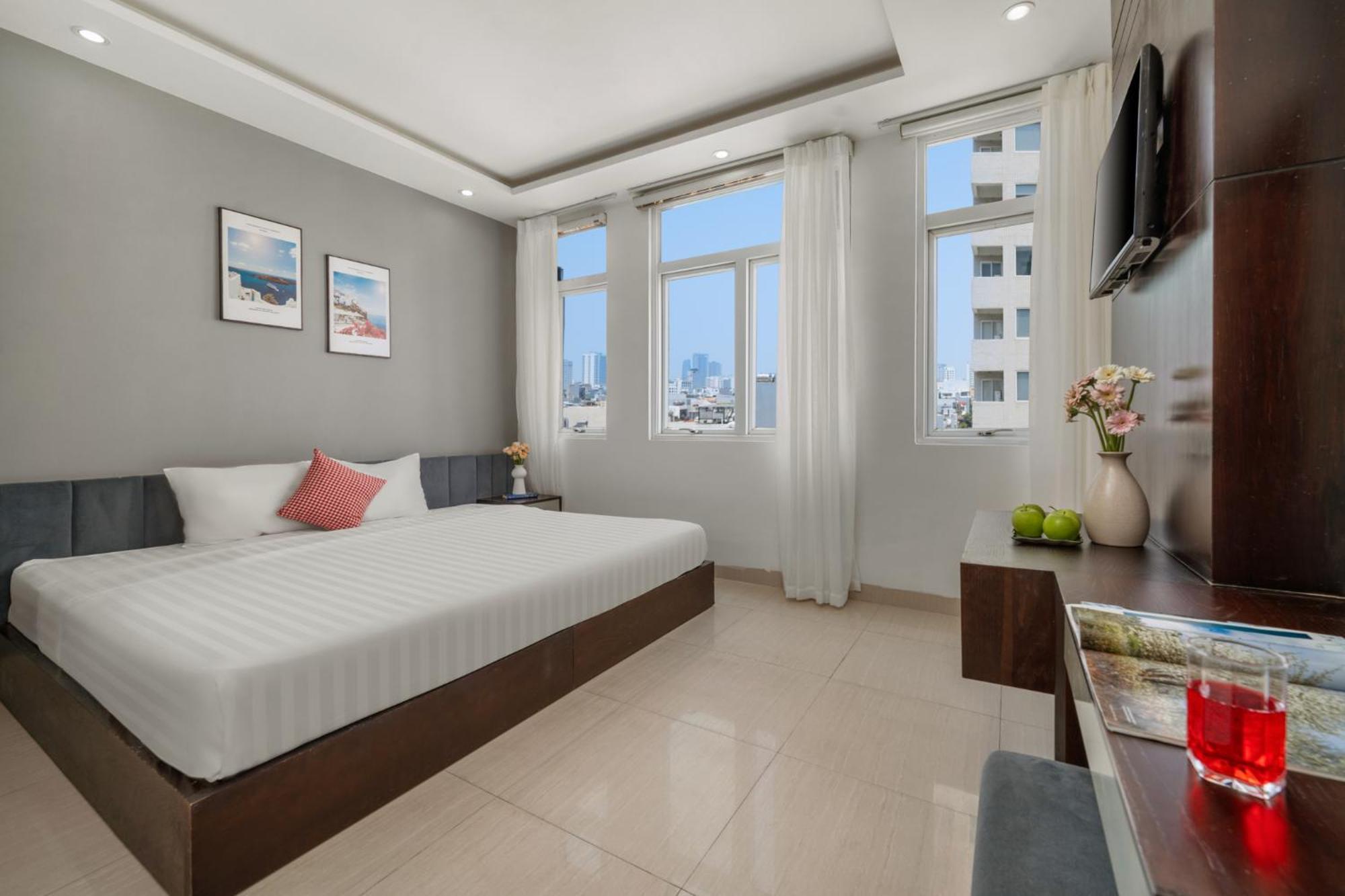 Hanoi Blue Beach Hotel Da Nang Exterior photo