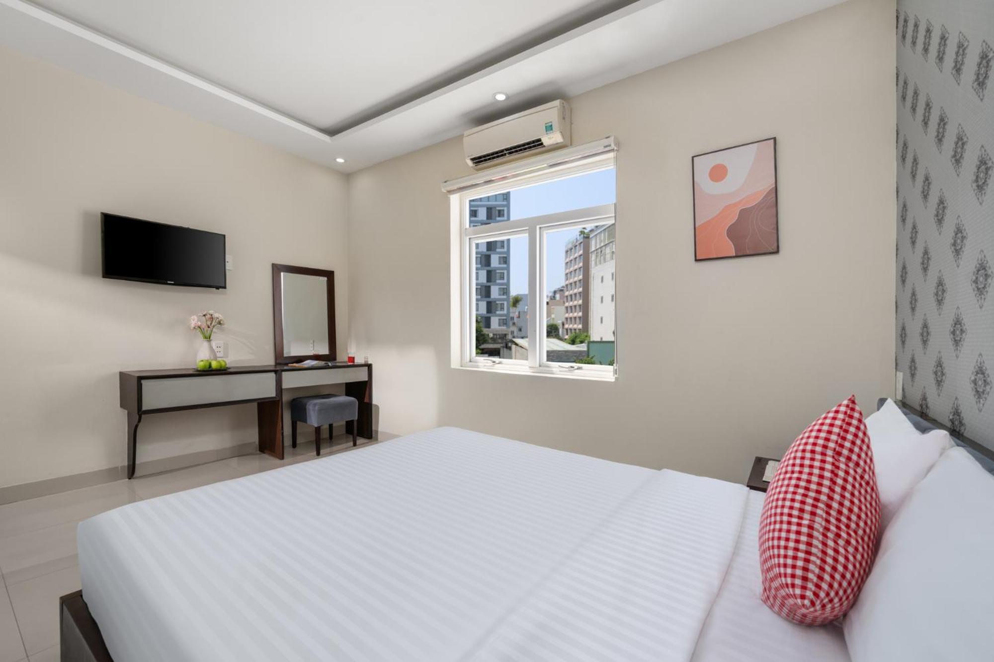 Hanoi Blue Beach Hotel Da Nang Exterior photo