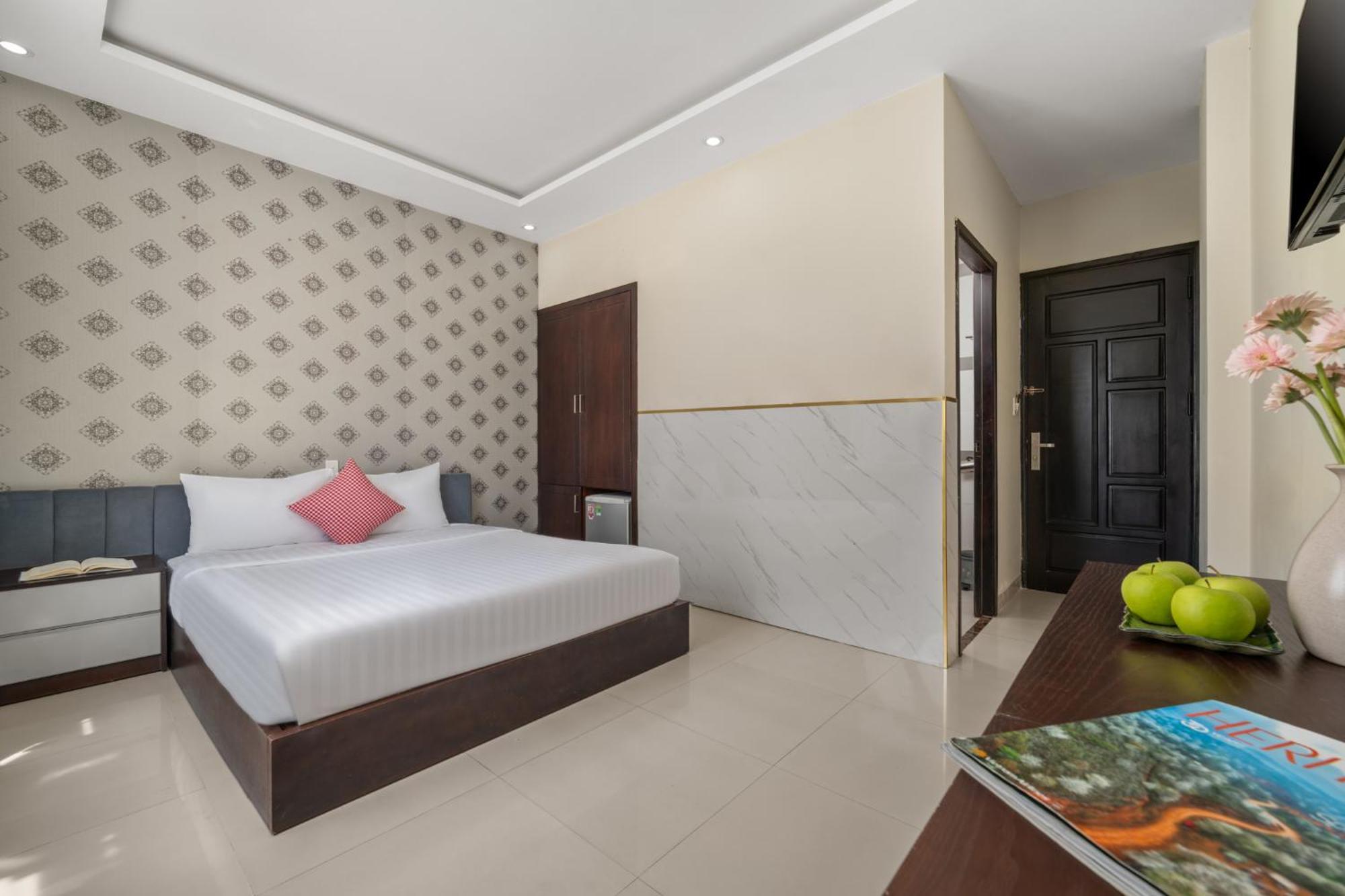 Hanoi Blue Beach Hotel Da Nang Exterior photo